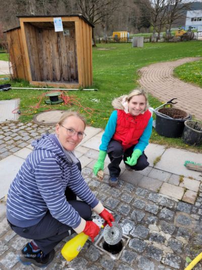 dbae03fb-46fd-4a3b-87c0-b455008e9212